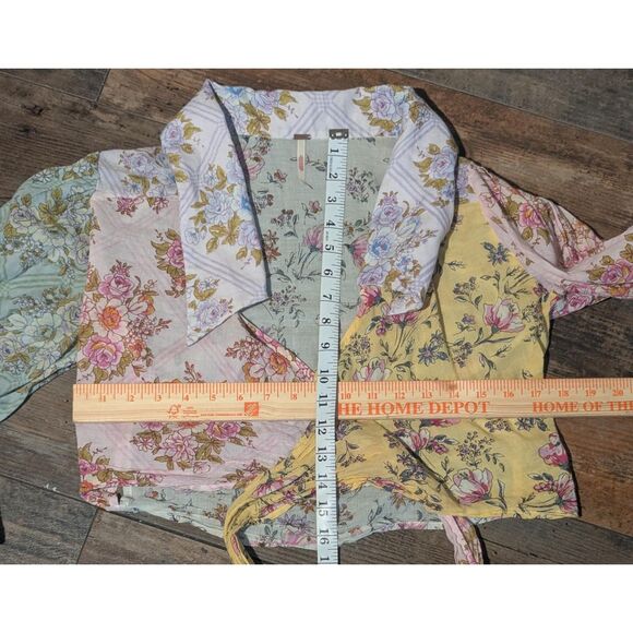 Free People M Patchwork Floral Print Tie Front Blouse - Picture 3 of 4